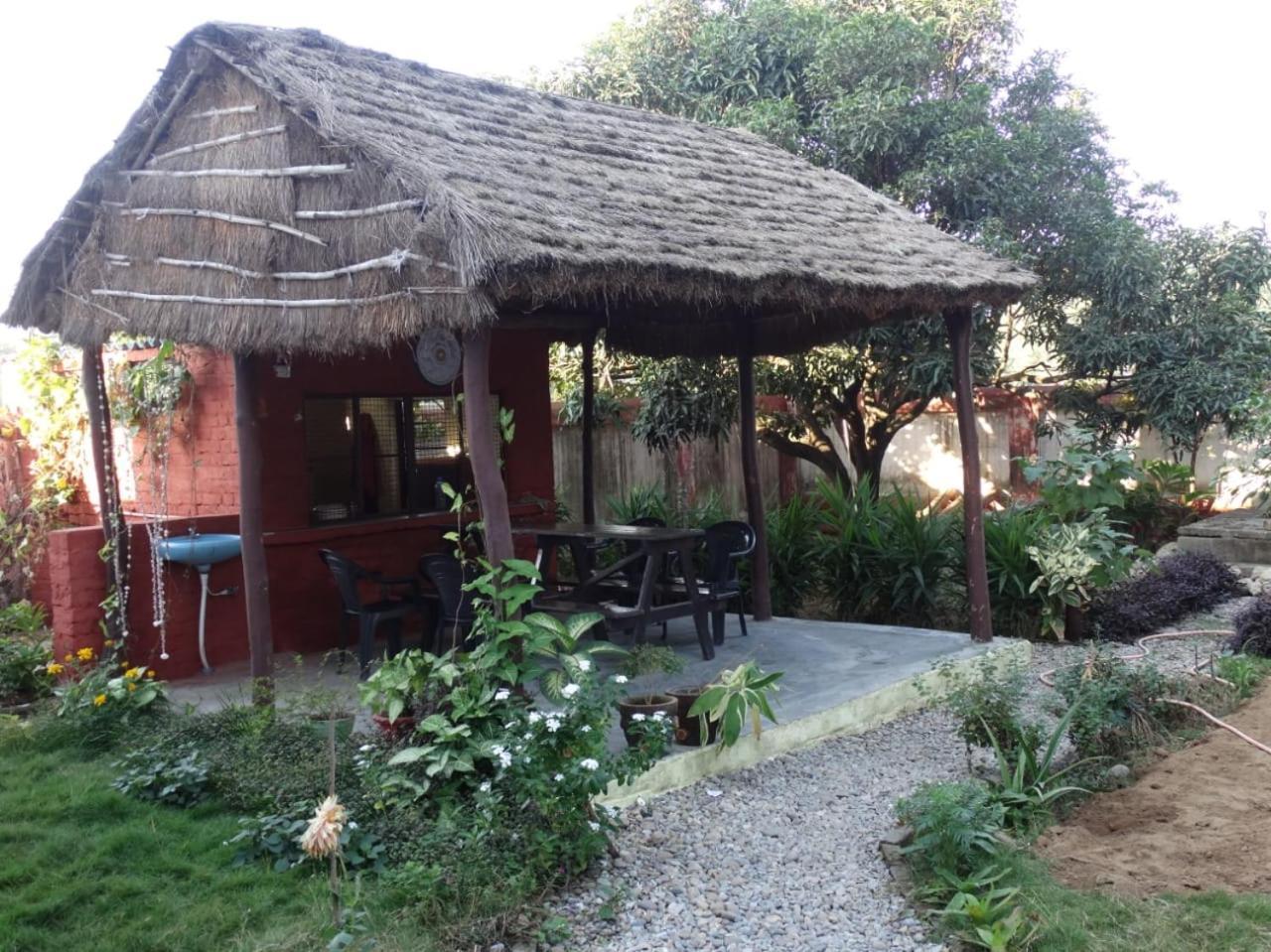 Champions Bungalow Рамнагар Экстерьер фото